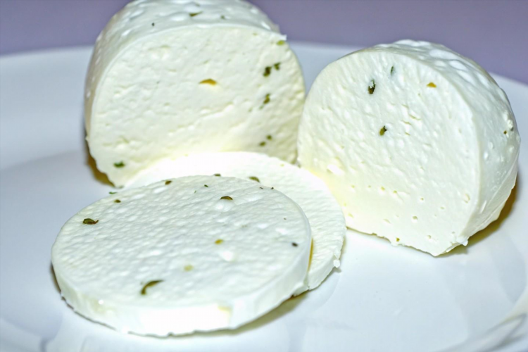 Сыр домашний с уксусом