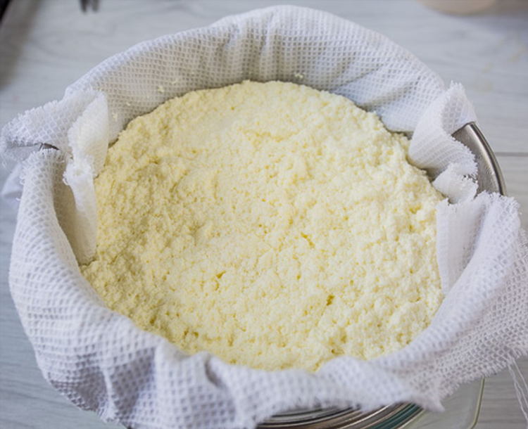 Сыр из молока сметаны и яиц рецепт